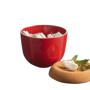 Emile Henry 1.1 Qt. Garlic Storage Pot | Burgundy